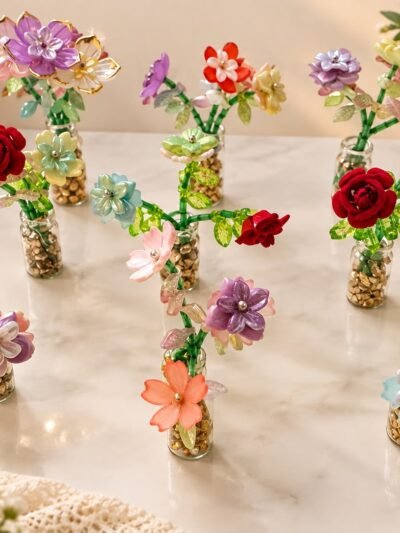 Mini glass flower vases